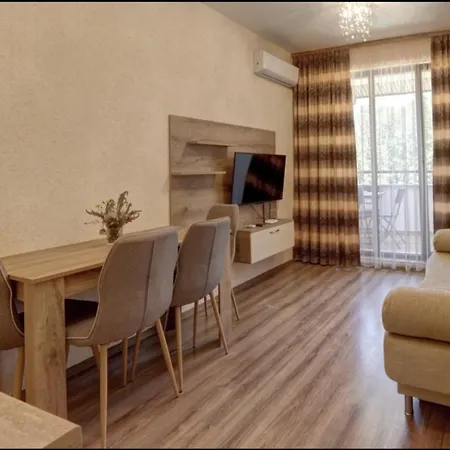 Apartment ани *